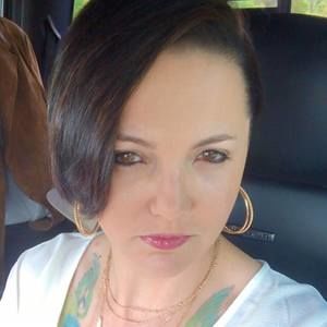 Meet your Posher, April